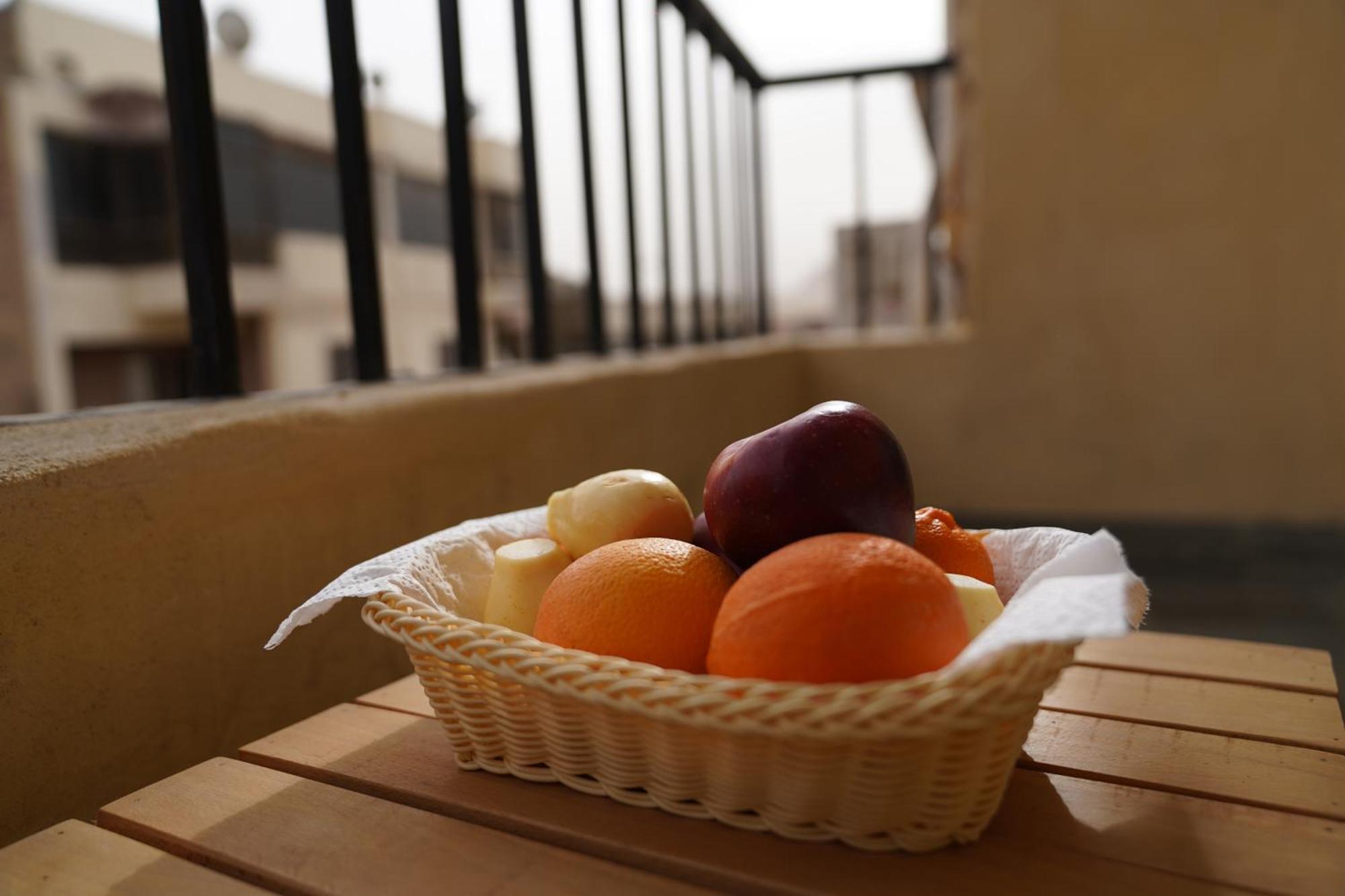 Pyramids Hotel Kafrat al Jabal Exterior photo